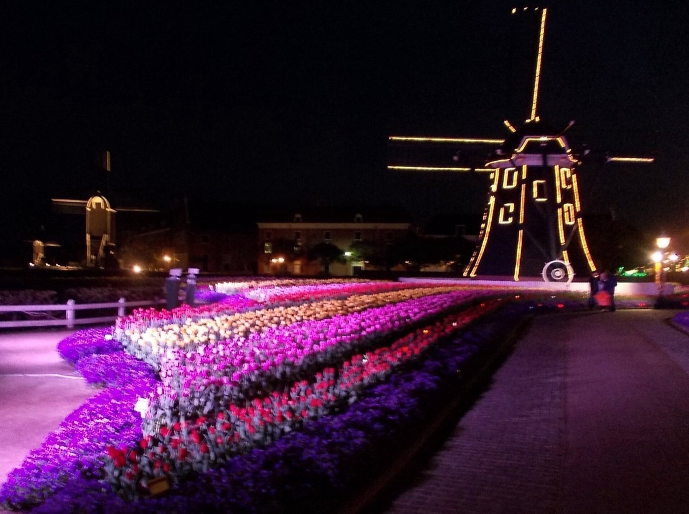 Huis Ten Bosch Nagasaki — 13% Off Tickets on Klook (Code SUMMER4HTBT)